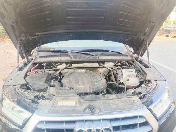 [青岛·鲁U] 二手奥迪奥迪Q5L2020款 40 TFSI 荣享时尚型