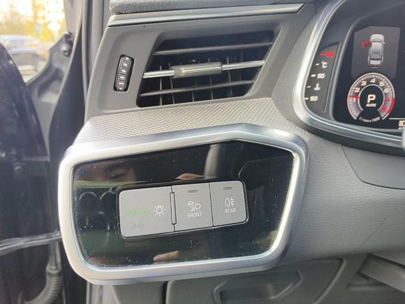 [广州·粤A] 二手奥迪奥迪A6L2020款 40 TFSI 豪华动感型