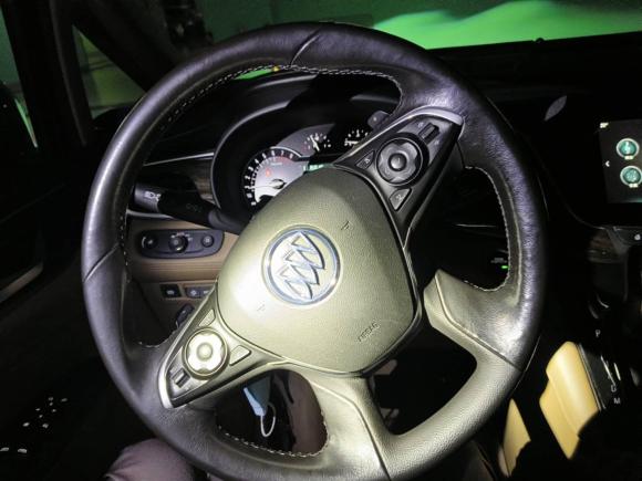 [上海·沪L] 二手别克别克GL82017款 ES 28T 旗舰型 国V