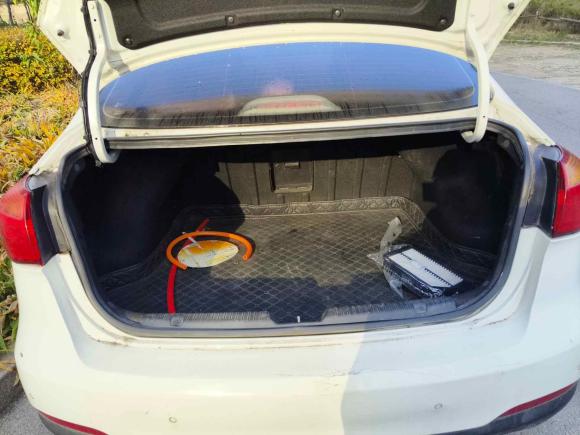 [青岛·鲁B] 二手起亚起亚K32015款 1.6L 自动DLX