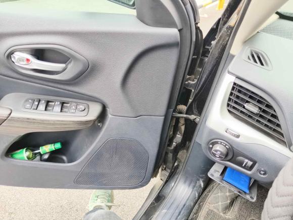 [合肥·皖A] 二手Jeep自由光2020款 2.0L 两驱经典运动版