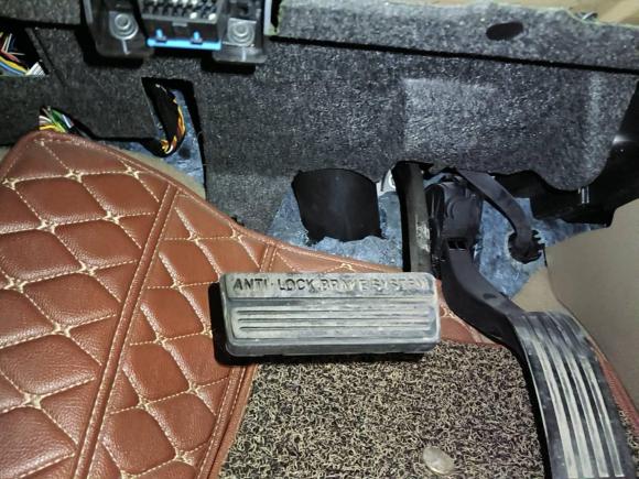 [济南·鲁A] 二手别克别克GL82014款 2.4L 经典版