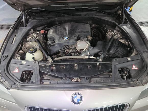 [上海·沪N] 二手宝马宝马5系2013款 525Li 豪华型