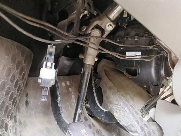 [嘉兴·沪B] 二手大通新途V802015款 2.5T 手动傲运通版长轴高顶