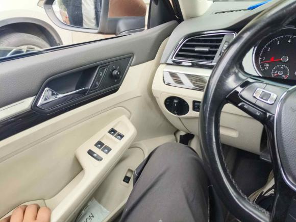 [台州·浙J] 二手大众凌渡2015款 280TSI DSG舒适版