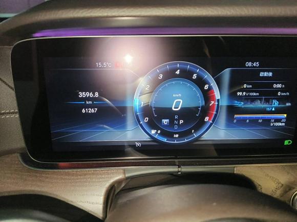 [上海·沪C] 二手奔驰奔驰E级2020款 E 300 L 豪华型