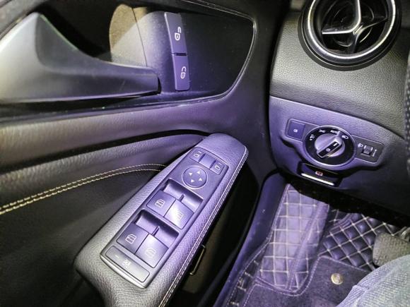 [西安·陕A] 二手奔驰奔驰CLA2016款 CLA 200 动感型