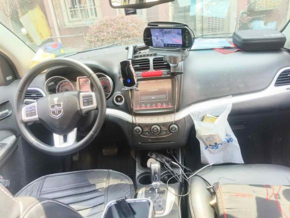 [上海·沪B] 二手道奇酷威2013款 2.4L 两驱尊尚版