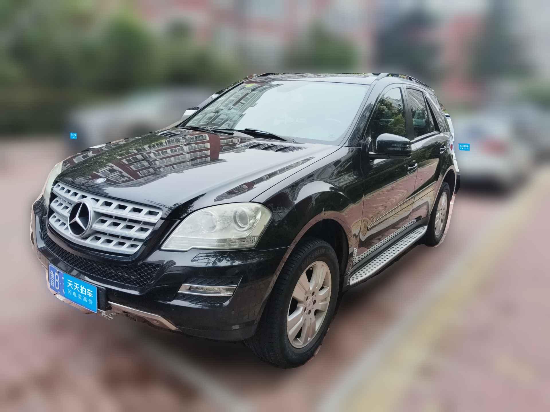 [青岛·鲁B] 奔驰奔驰M级2010款 ML 300 4MATIC