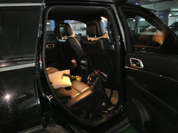 [广州·粤R] 二手Jeep大切诺基2020款 3.0L 精英导航版