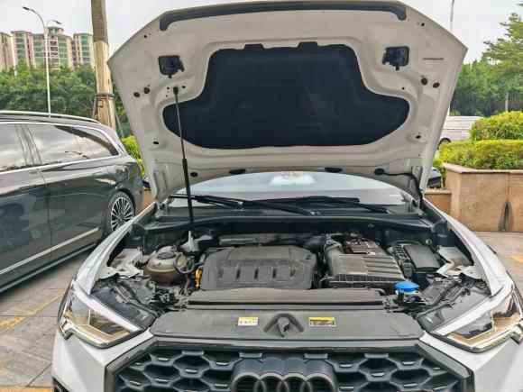 [广州·粤A] 二手奥迪奥迪Q32020款 40 TFSI 时尚动感型