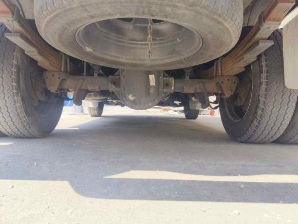 [无锡·苏B] 二手依维柯依维柯得意2021款 2.5T A35 M1客车5-9座短轴中顶双胎侧拉门