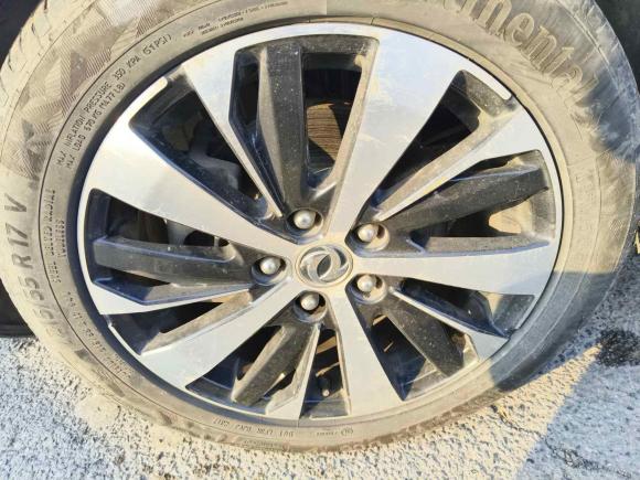 [上海·苏J] 二手东风风行景逸X62017款 劲享系列 1.5T CVT尊享型