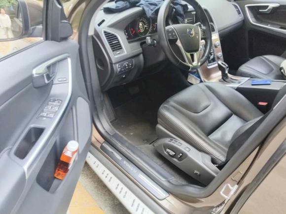 [无锡·苏B] 二手沃尔沃沃尔沃XC602017款 T5 智进版