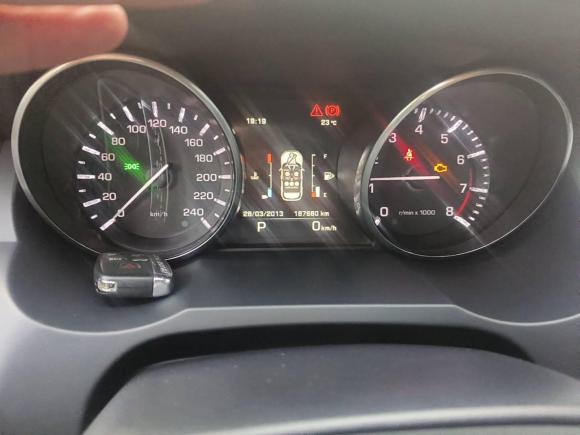 [深圳·粤B] 二手路虎揽胜极光2014款 2.0T 5门耀动版