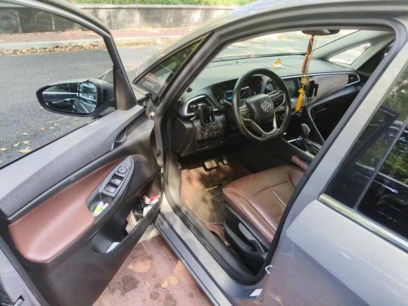 [上海·沪B] 二手别克别克GL62018款 18T 6座尊贵型