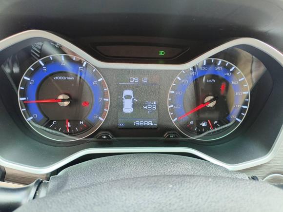 [上海·粤G] 二手吉利汽车远景X32017款 1.5L 手动精英型