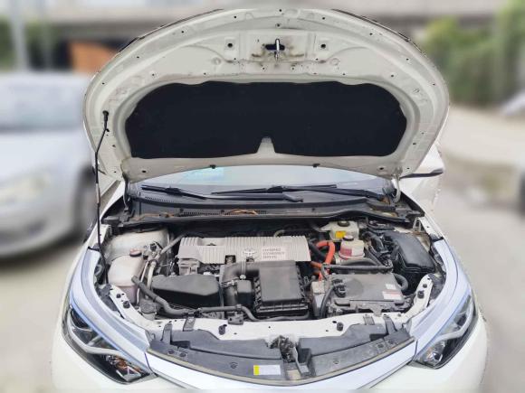 [深圳·湘M] 二手丰田雷凌2017款 改款双擎 1.8H GS E-CVT精英天窗版 国V