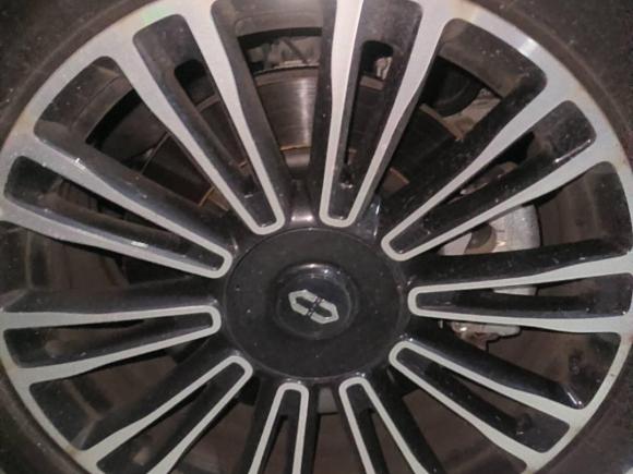 [深圳·粤B] 二手鸿蒙智行问界M72024款 1.5T 智驾四驱Ultra版 5座