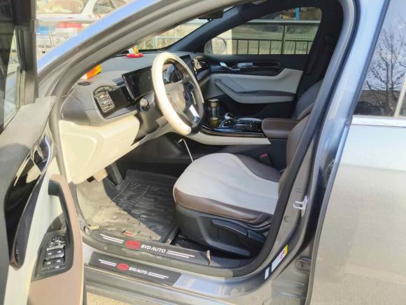 [济南·鲁A] 二手比亚迪秦PLUS2024款 荣耀版 DM-i 55KM领先型