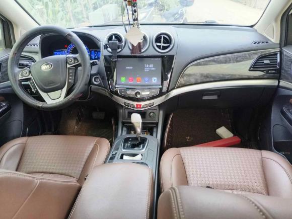 [上海·沪C] 二手比亚迪比亚迪S72017款 2.0T 自动尊贵型