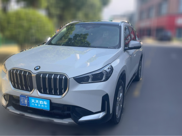 宝马宝马X12023款 sDrive20Li X设计套装「武汉二手车」「天天拍车」