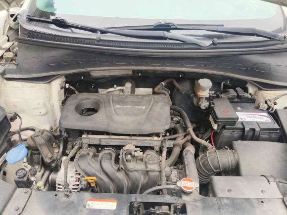 [广州·粤A] 二手起亚KX3傲跑2015款 1.6L 自动两驱DLX