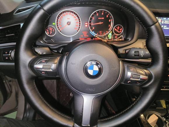 [广州·粤A] 二手宝马宝马X32013款 改款 xDrive20i 豪华型