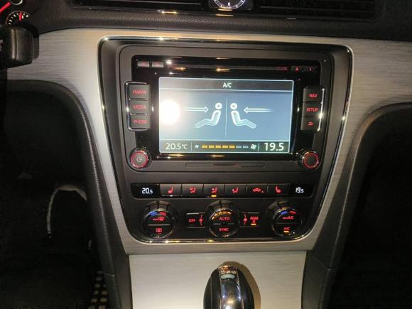 [上海·沪F] 二手大众帕萨特2015款 1.8TSI DSG御尊版