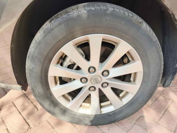 [济南·鲁A] 二手别克别克GL82017款 25S 豪华型 国V