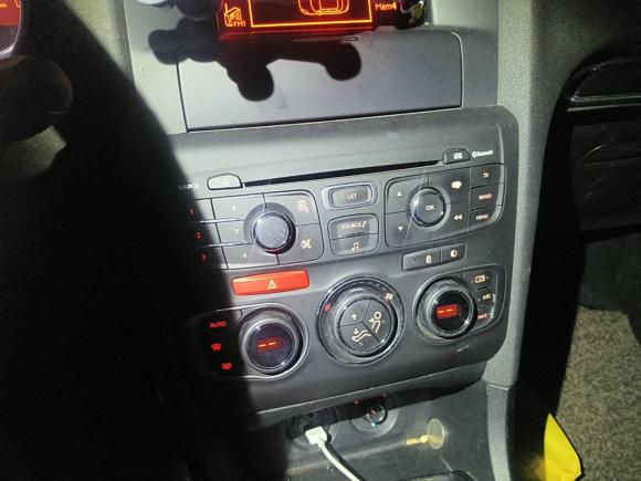 [杭州·浙A] 二手雪铁龙雪铁龙C4L2013款 1.8L 自动劲智版