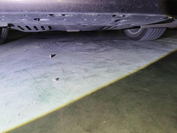 [青岛·鲁B] 二手标致标致4082014款 1.8L 自动豪华版