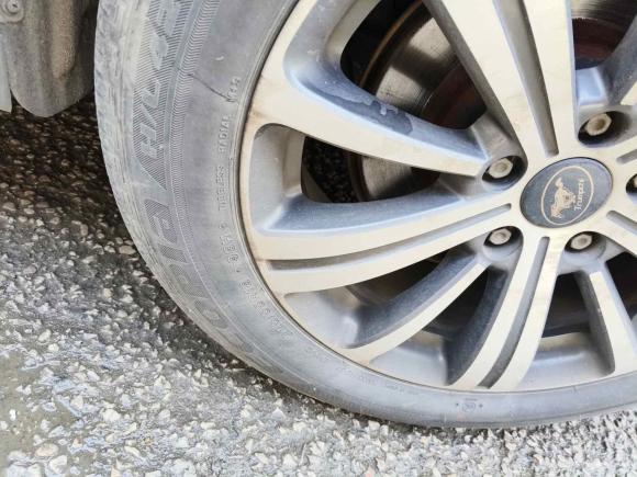 [无锡·苏B] 二手广汽传祺传祺M82018款 320T 尊贵版