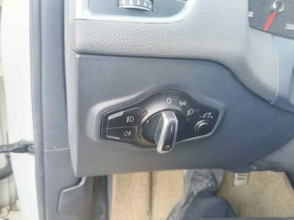 [广州·粤A] 二手奥迪奥迪Q52016款 40 TFSI 进取型