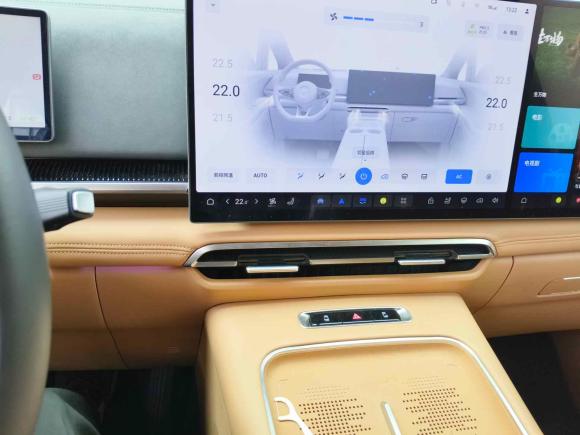 [苏州·苏E] 二手岚图汽车岚图梦想家2025款 PHEV 四驱尊贵鲲鹏版