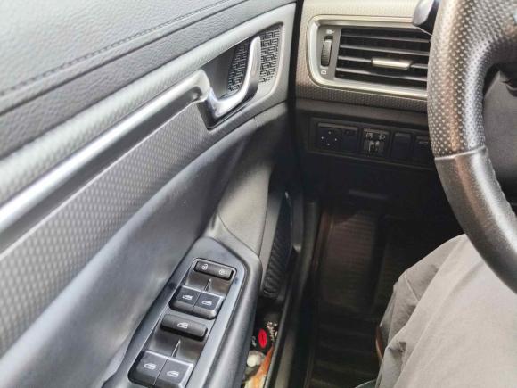 [佛山·粤X] 二手吉利汽车帝豪GS2016款 优雅版 1.3T 自动领尚型