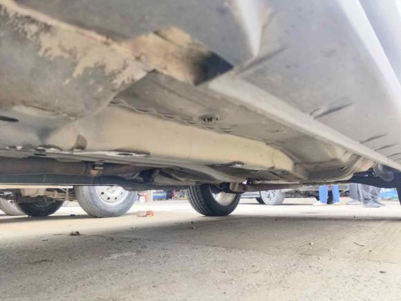 [南京·苏A] 二手Jeep指南者2012款 2.0L 两驱豪华版