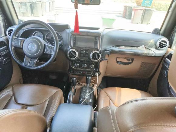 [武汉·鄂W] 二手Jeep牧马人2013款 3.6L Sahara 四门版