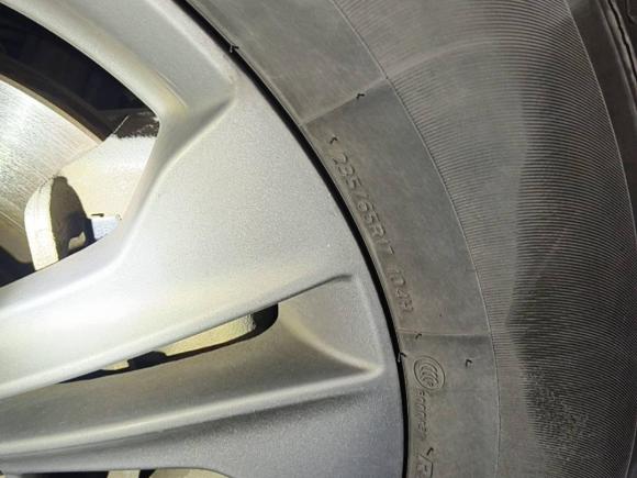 [上海·苏A] 二手现代胜达2013款 2.4L 自动两驱智能型