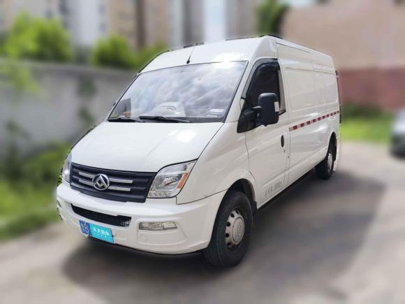 上汽大通MAXUS新途V802023款 2.0T AMT经典城配王长轴中顶3座「青岛二手车」「天天拍车」