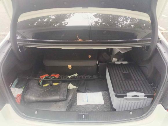 [济南·鲁A] 二手奔驰奔驰E级2014款 改款 E 260 L 运动型