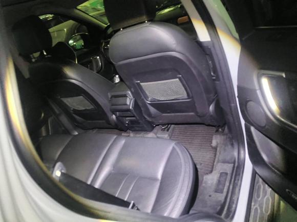 [深圳·粤B] 二手路虎发现神行2018款 240PS SE版