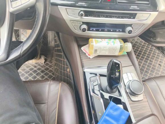 [青岛·鲁B] 二手宝马宝马5系2018款 改款 530Li 领先型 豪华套装