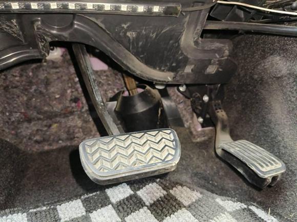 [广州·琼A] 二手丰田雅力士2009款 1.6E 自动舒适版