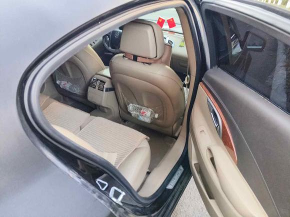 [青岛·鲁U] 二手别克君越2012款 2.4L SIDI豪华版