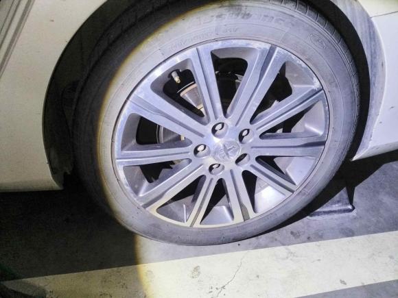 [深圳·粤L] 二手标致标致4082015款 1.2T 自动豪华版