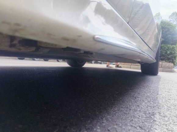 [南京·苏A] 二手奔驰奔驰C级2023款 改款二 C 260 L 运动版