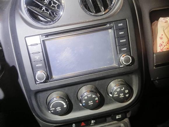 [武汉·鄂A] 二手Jeep自由客2014款 2.4L 运动版