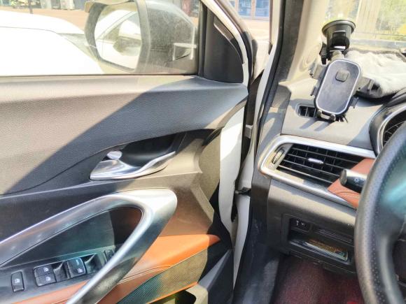 [青岛·鲁U] 二手宝骏宝骏5102017款 1.5L 自动豪华型