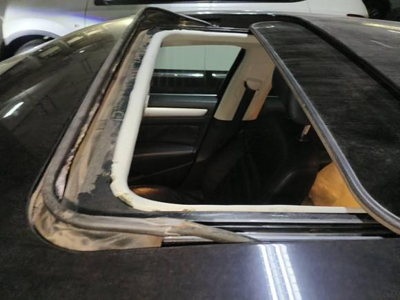 [广州·冀R] 二手大众帕萨特B42014款 1.8TSI DSG御尊版